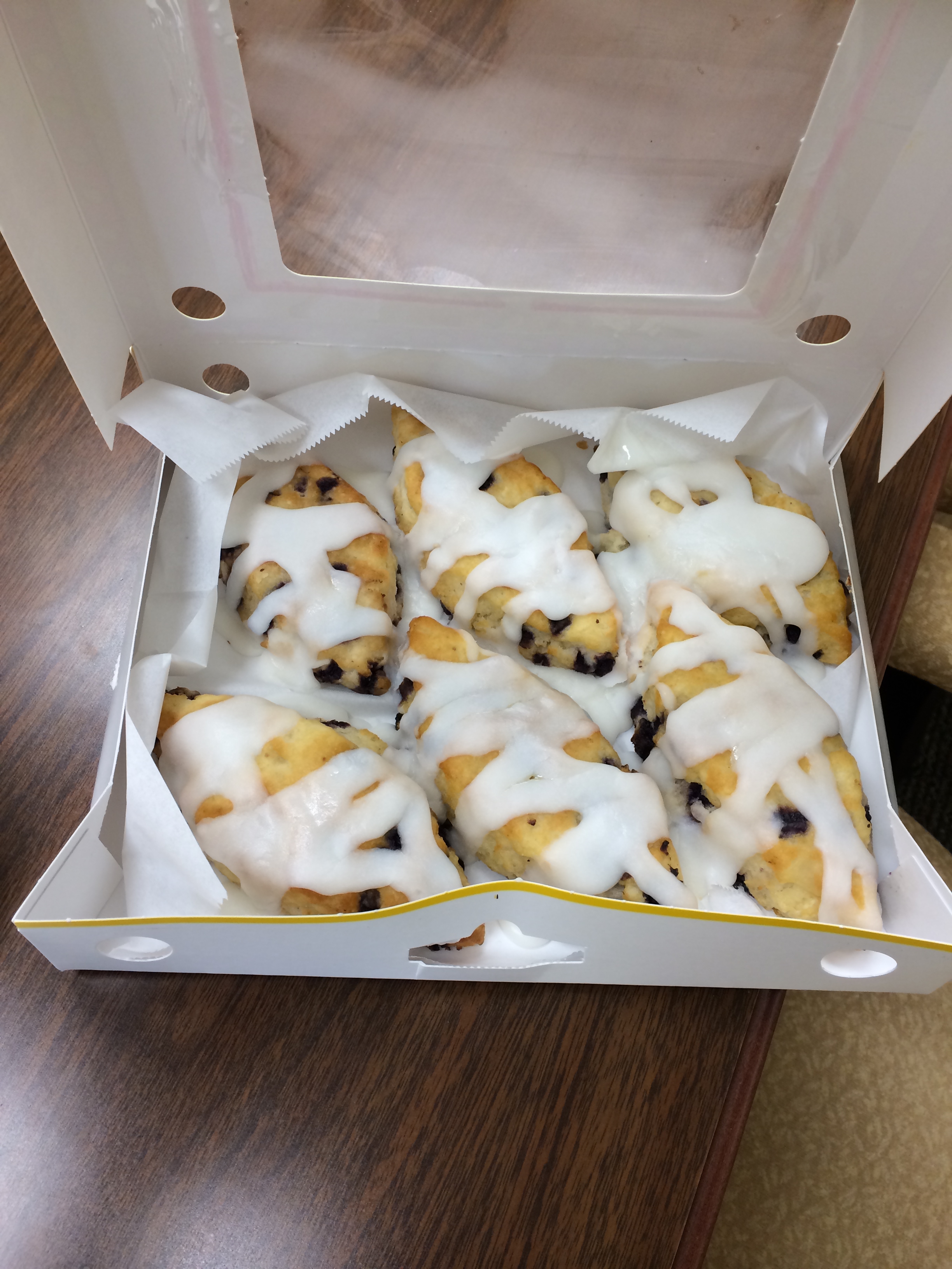 I took one of these Bo-Berry biscuits right out of this box!