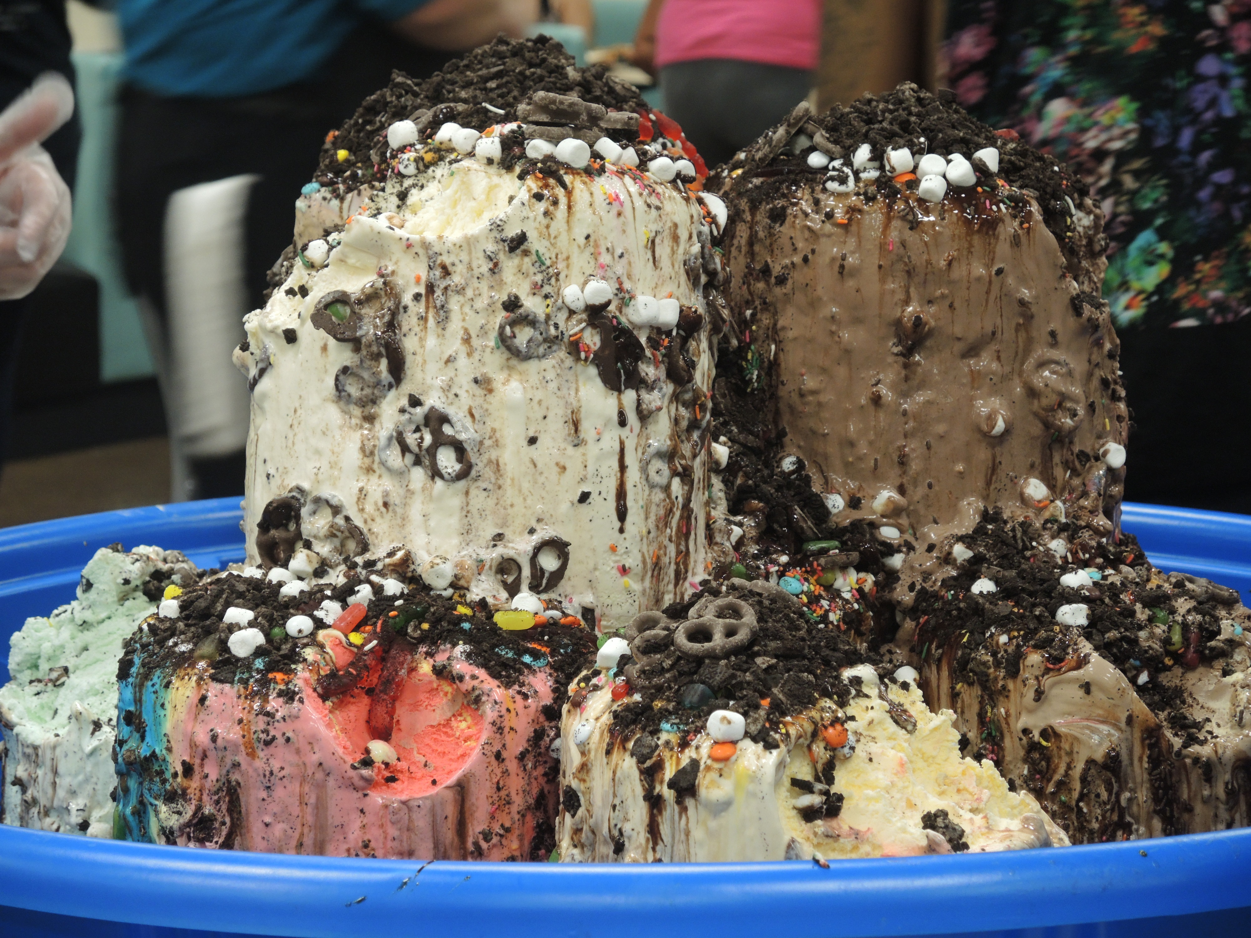 This ice cream mountain is incredible! Now this isn't something I could do in five minutes.