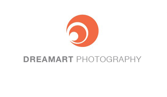 DreamArt Photography is a company that takes candid photos of couples in tropical locations.